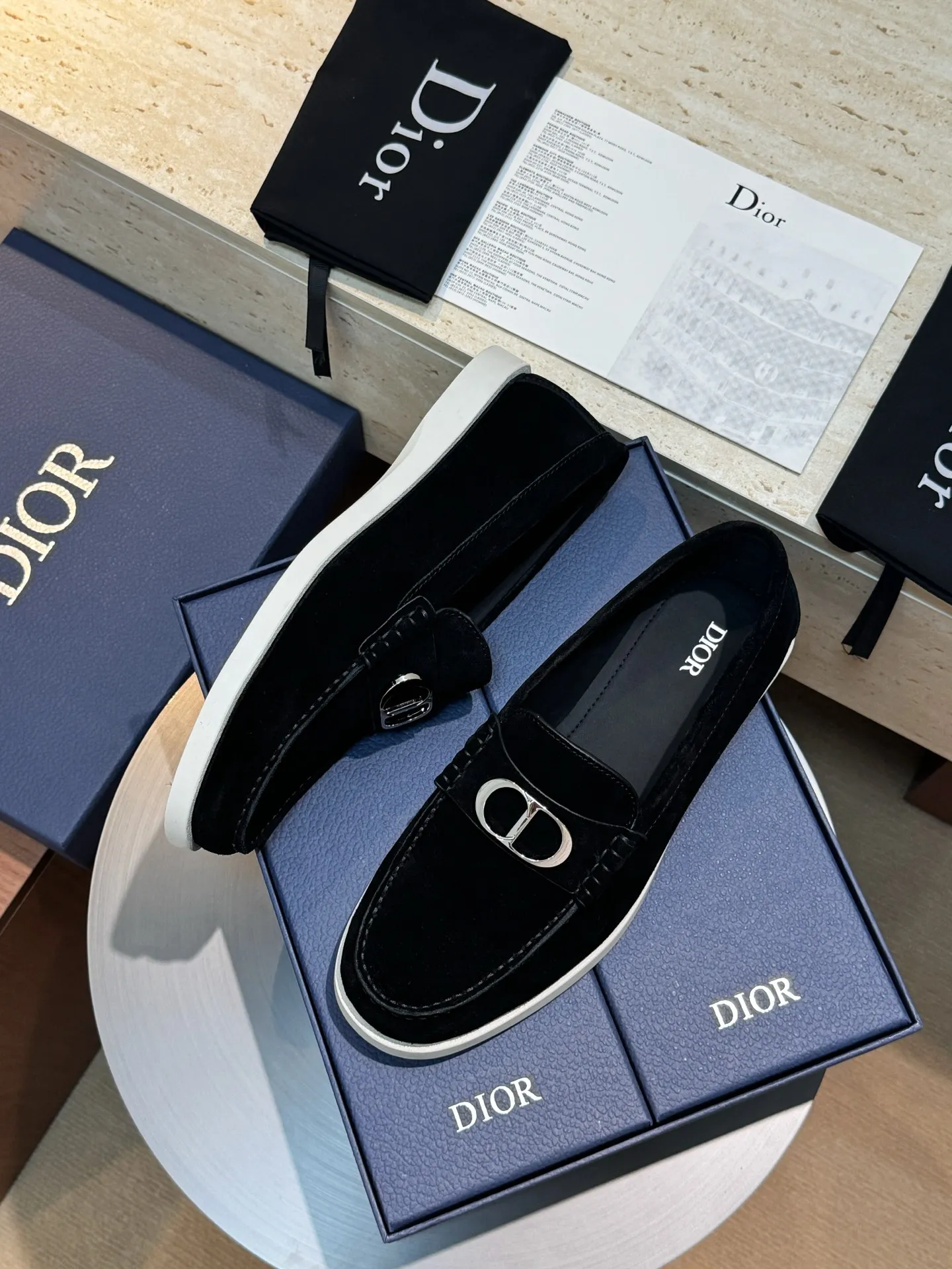 Men's Men's Shoes 💰440 [New Style] 🏃‍♂️🏃‍♂️Dio*Granville Dior - Men's Lace-up Casual Shoes - Original Reproduction Buy the original version and get a one-to-one reproduction. It is a casual dress shoe. Crafted from luxuriously soft navy suede, it features an Oblique printed panel on the upper. The lightweight white rubber sole adds sophistication, with an Oblique pattern engraved on the outsole and branding on the back. Adds elegance to any casual look. Imported cowhide suede + imported cowhide lining + original outsole Size: 39-44 (45 46 customized)